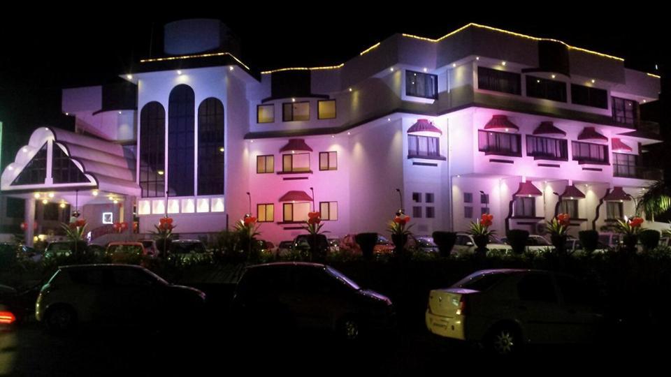 Hotel Princess Park Daman Buitenkant foto