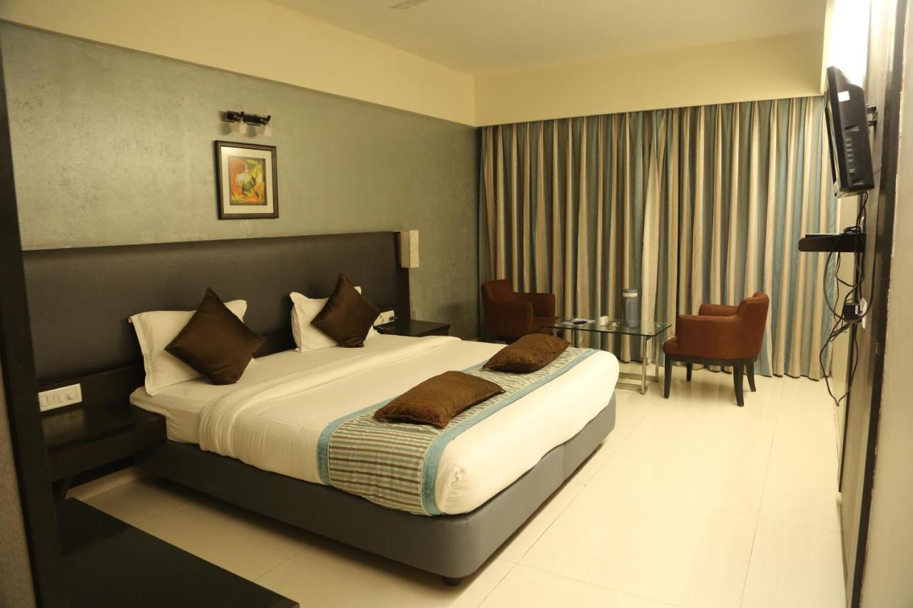 Hotel Princess Park Daman Buitenkant foto