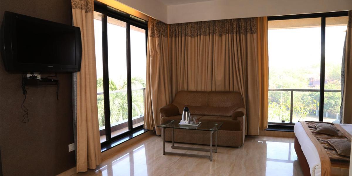 Hotel Princess Park Daman Buitenkant foto